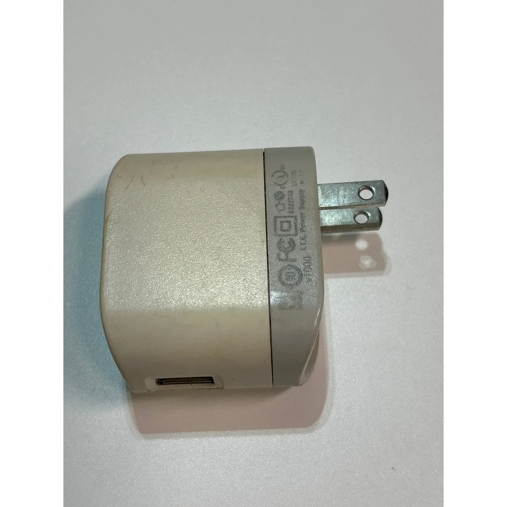 Belkin Wall Charger AC Power Adapter USB Port Plug‎ In Beige